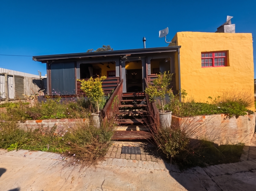 2 Bedroom Property for Sale in Napier Western Cape